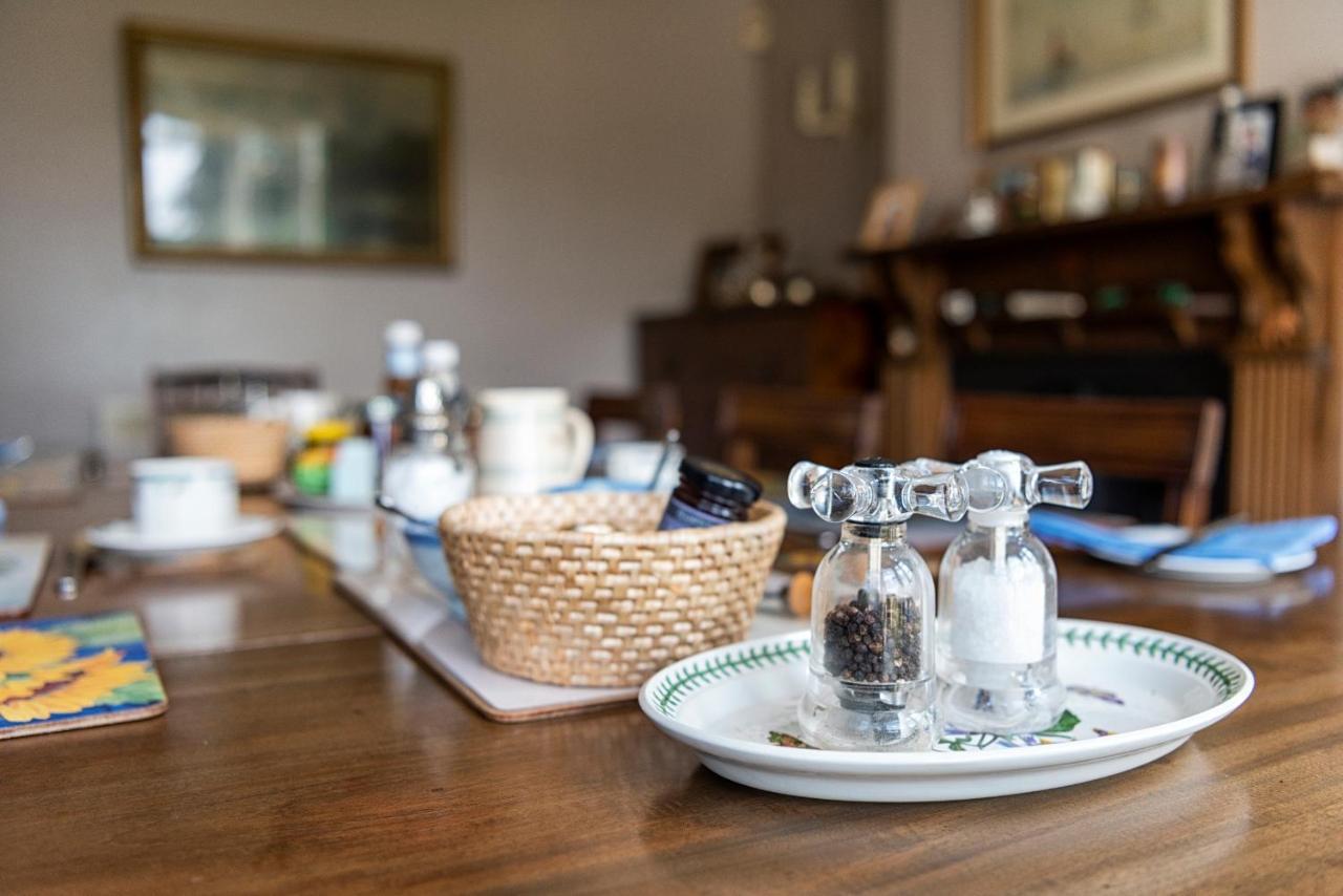 The Hillcrest Bed and Breakfast Ecton Exteriör bild